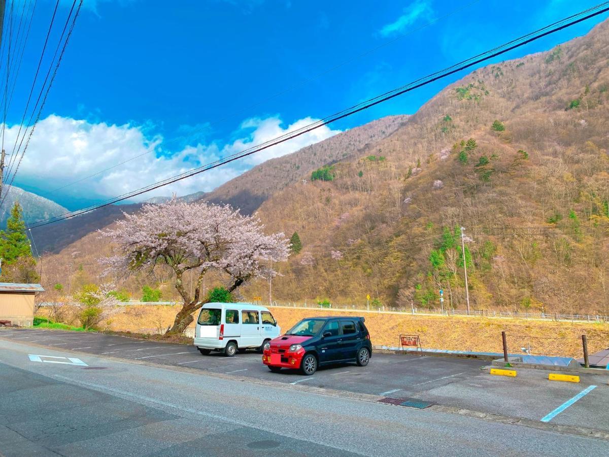 Hotel Hakuunsou Takayama  Exterior foto